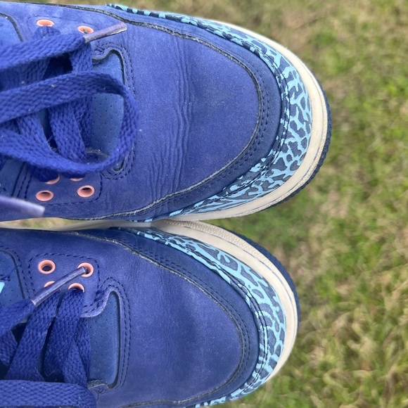 AIR JORDAN 3 RETRO GG (GS) PURPLE DUST - Picture 6 of 11